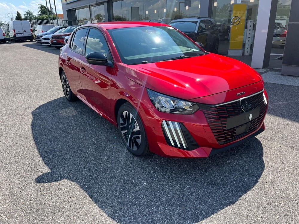 Peugeot 208 nuova a Milano (3)