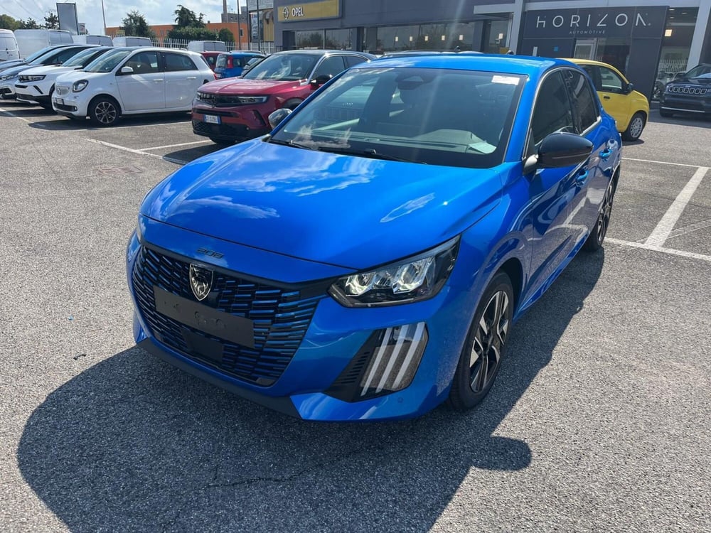 Peugeot 208 nuova a Milano
