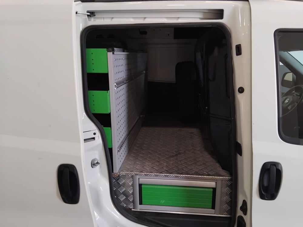 Fiat Doblò Furgone usata a Milano (11)