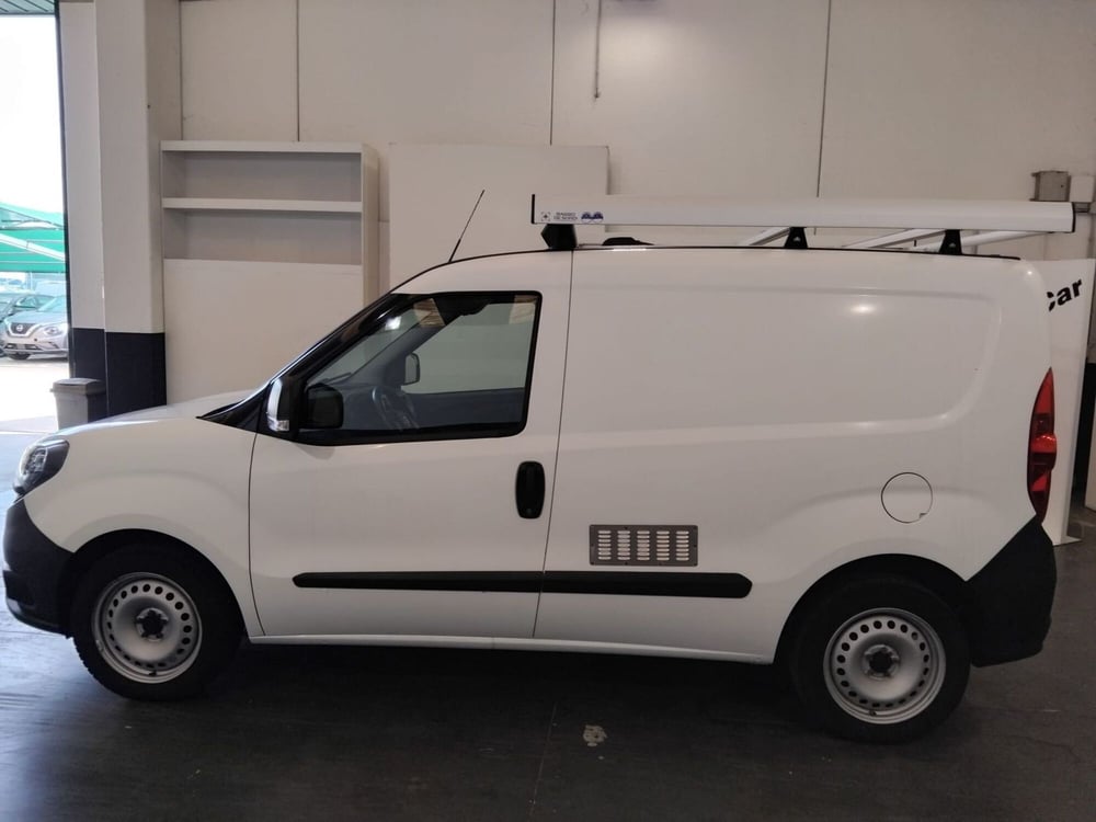 Fiat Doblò Furgone usata a Milano (4)