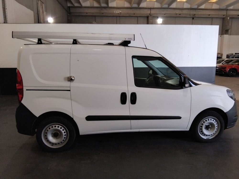 Fiat Doblò Furgone usata a Milano (5)