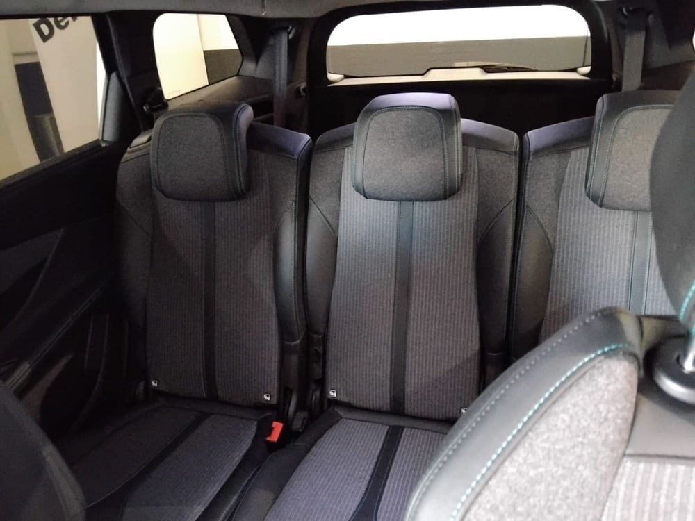 Peugeot 5008 usata a Milano (14)