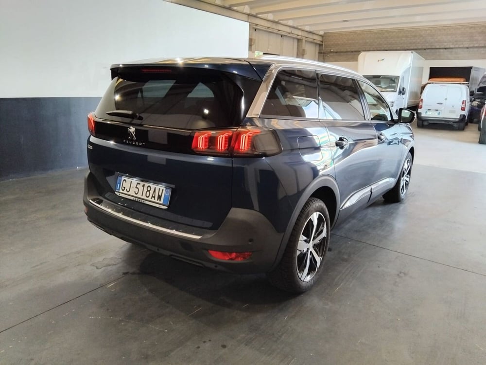 Peugeot 5008 usata a Milano (7)