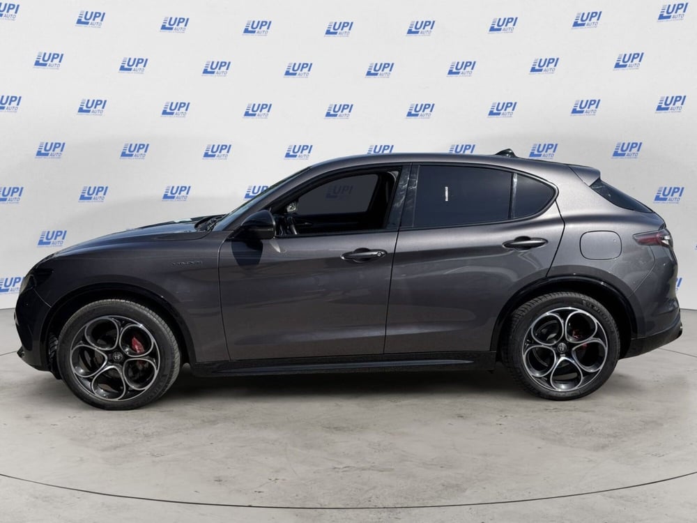 Alfa Romeo Stelvio usata a Pistoia (4)