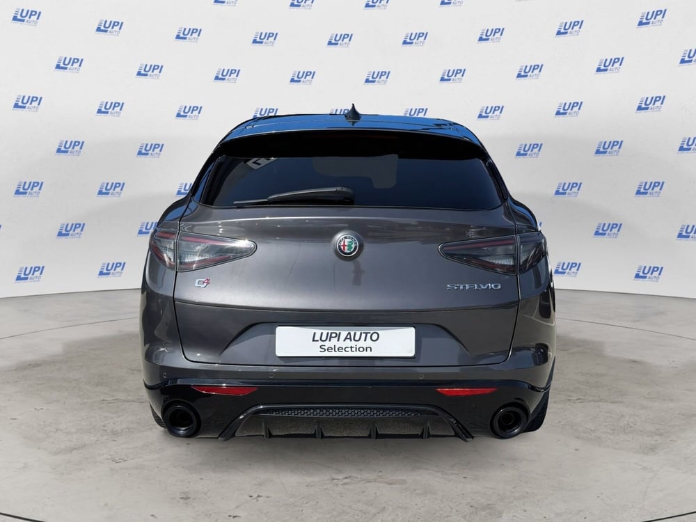 Alfa Romeo Stelvio usata a Pistoia (6)