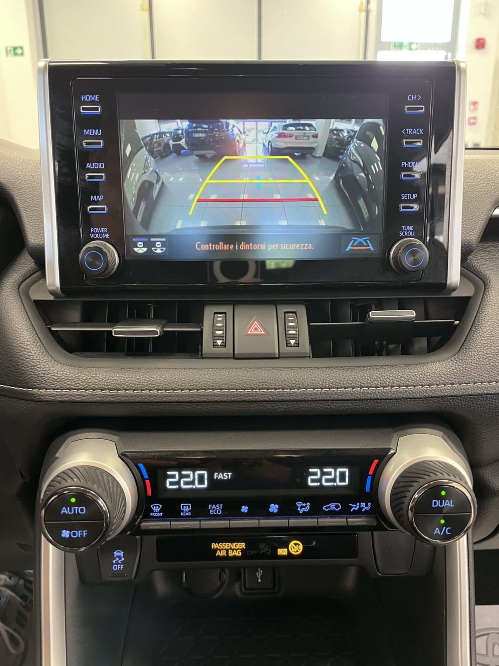 Toyota Rav4 usata a Prato (14)