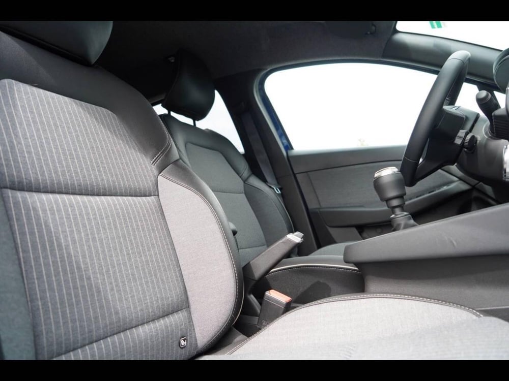 Renault Clio usata a Venezia (12)