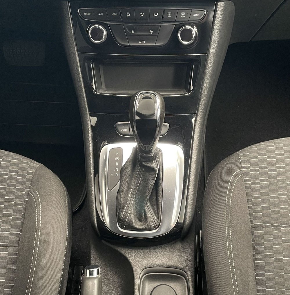Opel Astra Station Wagon usata a Novara (12)