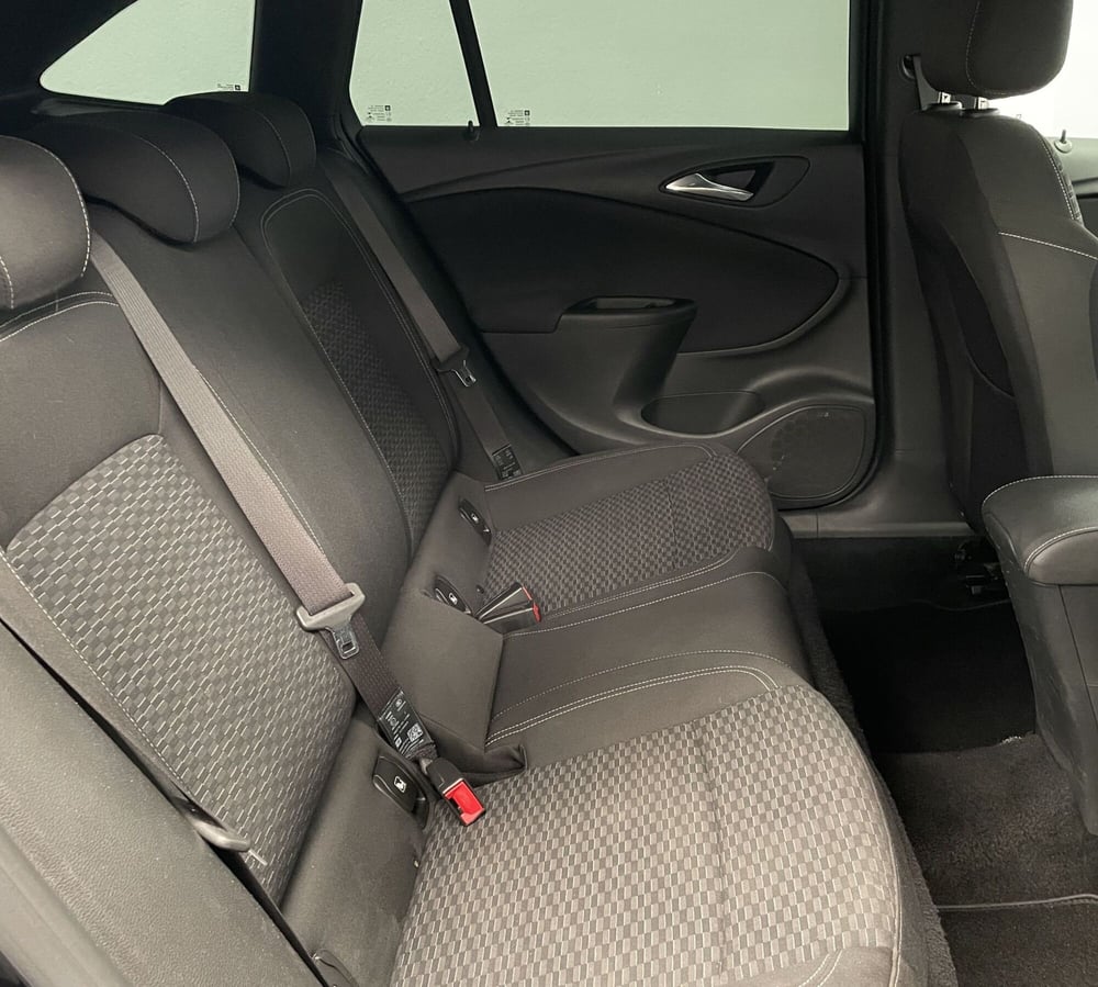 Opel Astra Station Wagon usata a Novara (9)