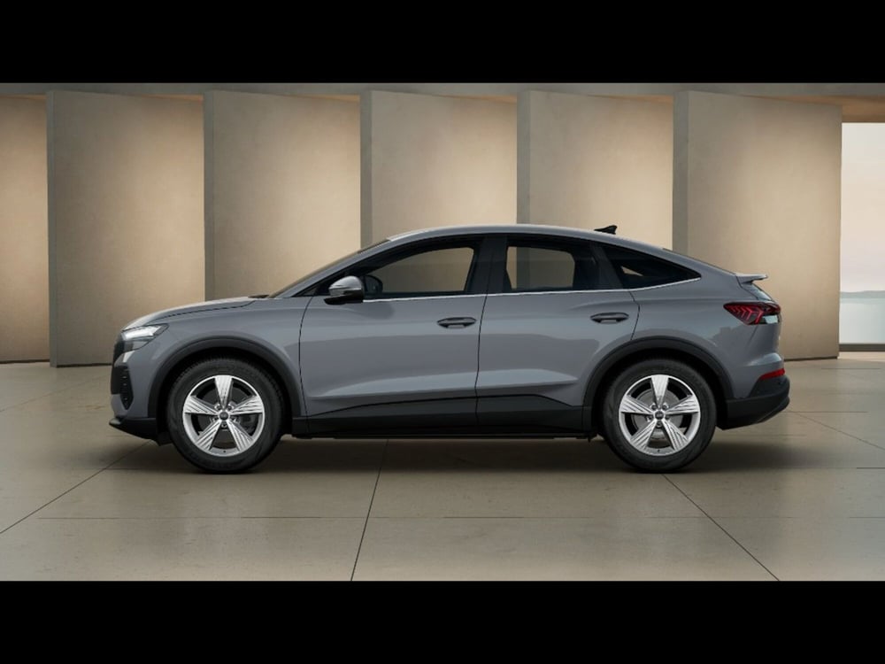 Audi Q4 Sportback nuova a Livorno (2)