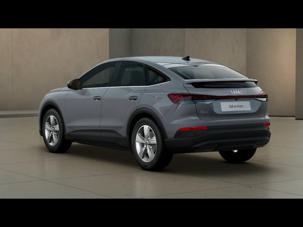 Audi Q4 Sportback nuova a Livorno (3)