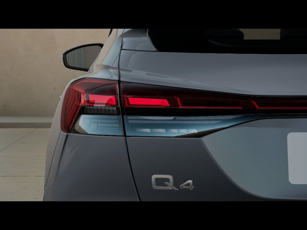 Audi Q4 Sportback nuova a Livorno (6)