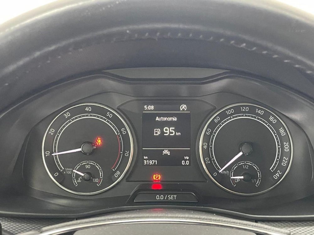 Skoda Kamiq usata a Como (11)