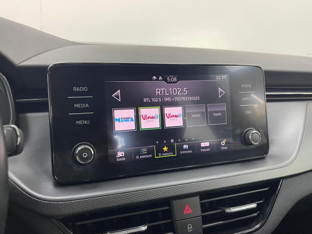 Skoda Kamiq usata a Como (13)