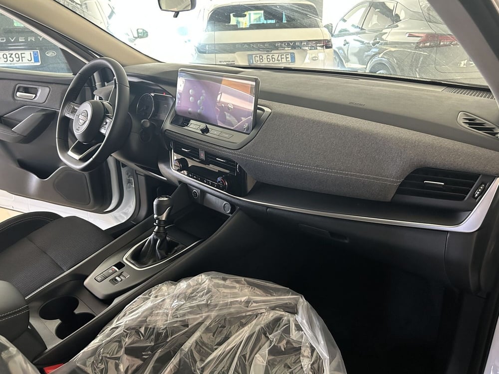 Nissan Qashqai nuova a Ferrara (12)