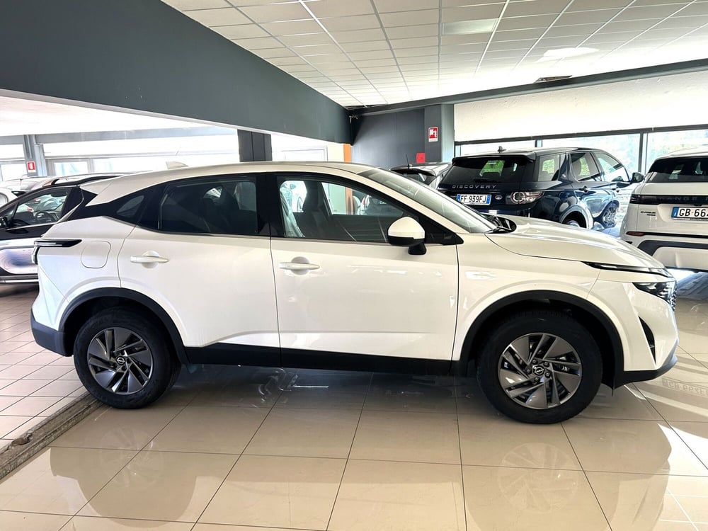 Nissan Qashqai nuova a Ferrara (4)