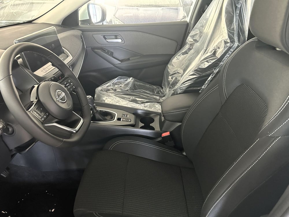 Nissan Qashqai nuova a Ferrara (8)