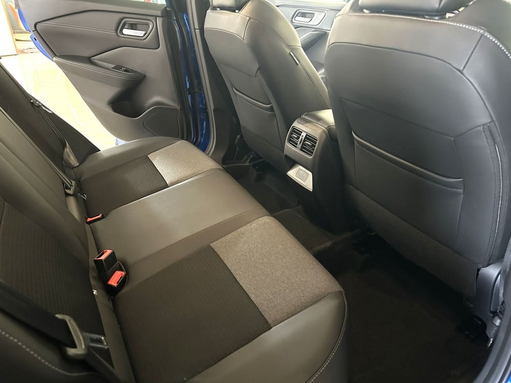 Nissan Qashqai nuova a Ferrara (13)