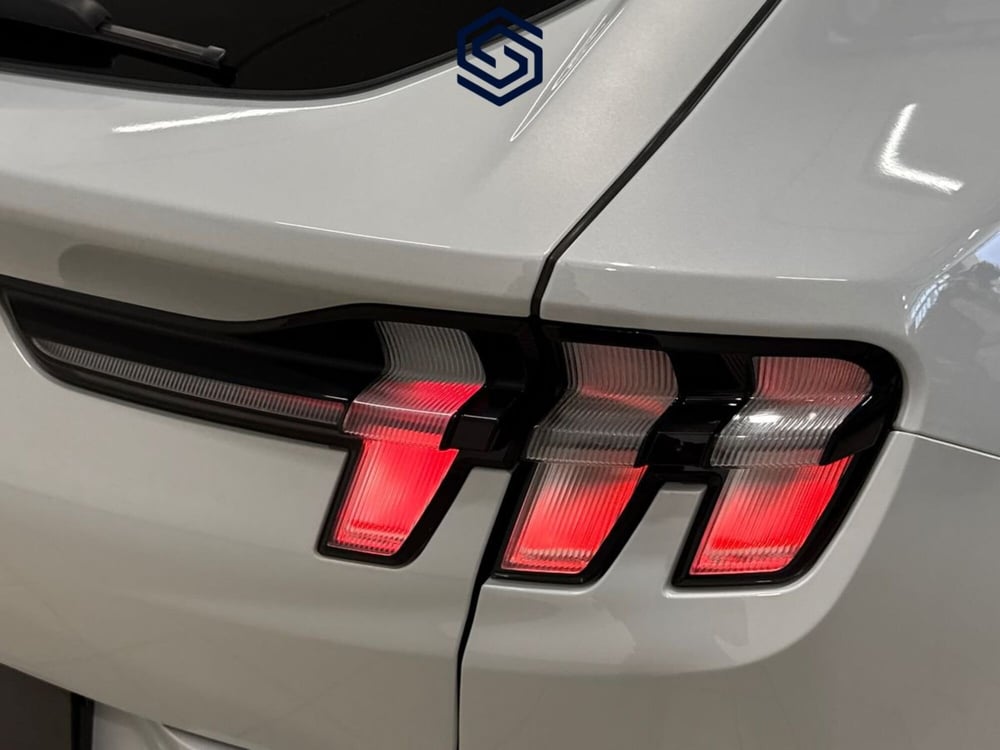 Ford Mustang Mach-E usata a Cagliari (8)