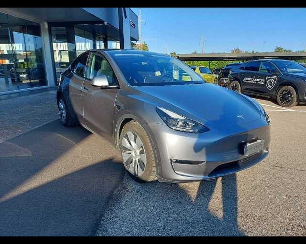 Tesla Model Y usata a Venezia (9)