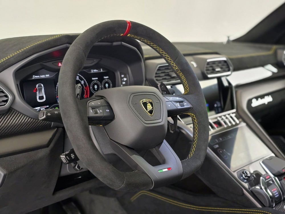 Lamborghini Urus usata a Alessandria (10)