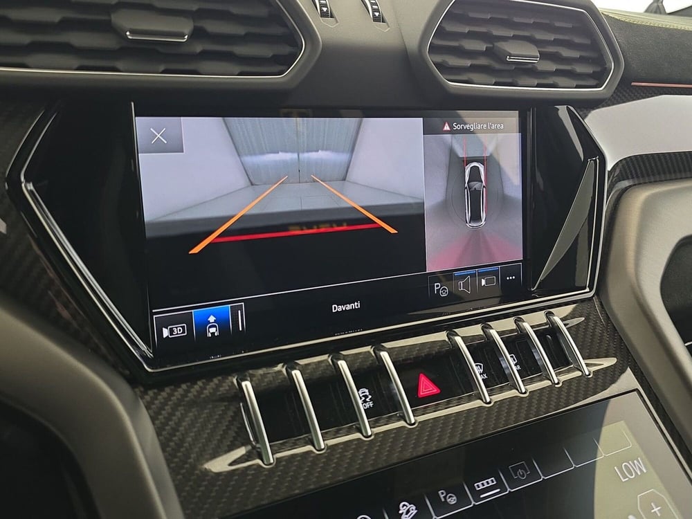 Lamborghini Urus usata a Alessandria (20)