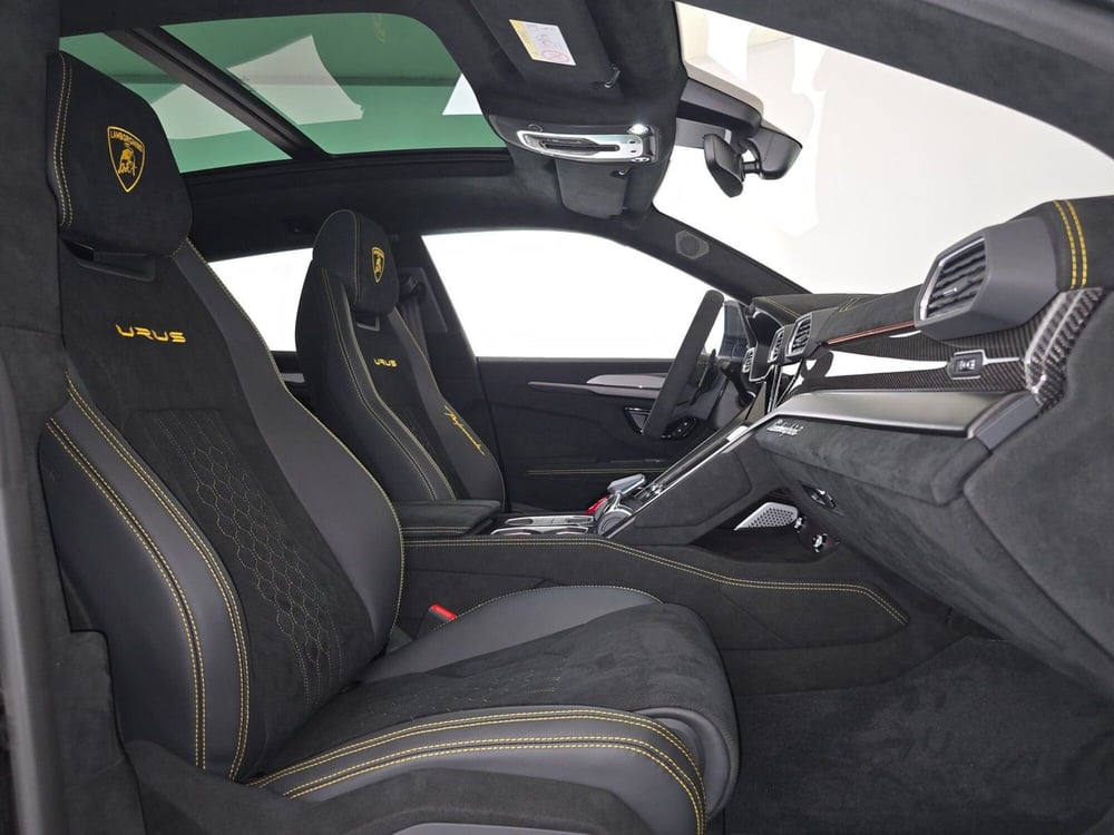 Lamborghini Urus usata a Alessandria (6)