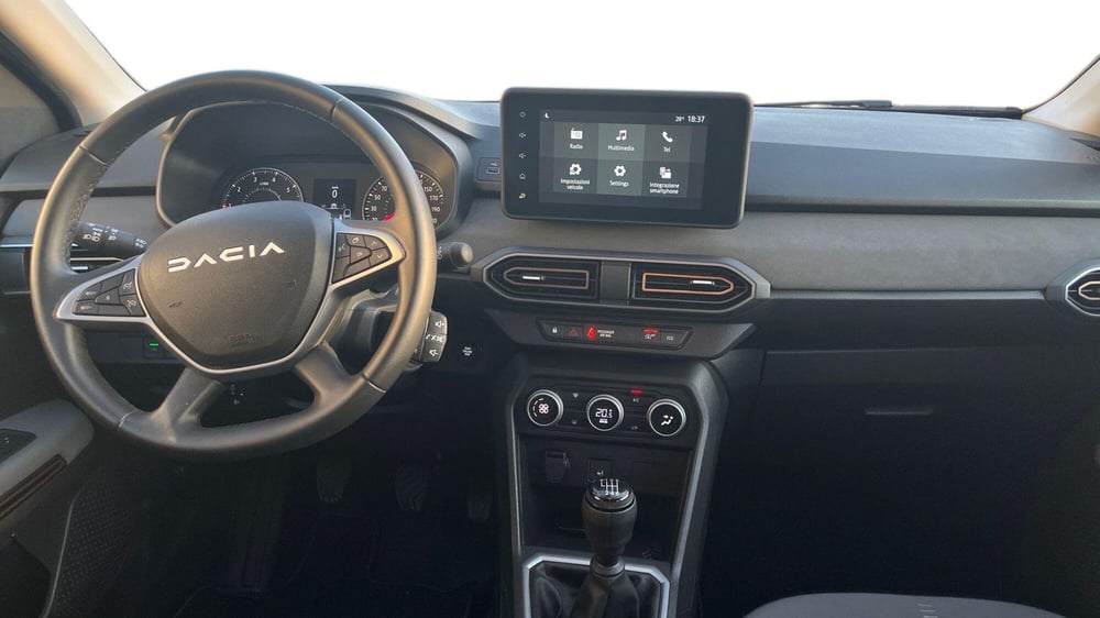 Dacia Jogger nuova a Treviso (12)