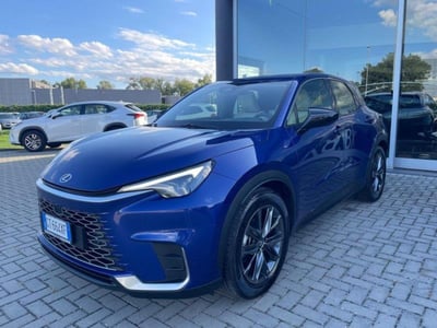 Lexus LBX 1.5 hybrid Elegant 2wd del 2024 usata a Perugia