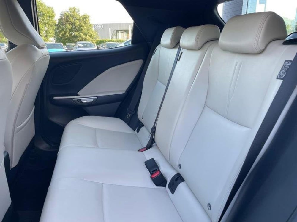 Lexus LBX usata a Perugia (13)