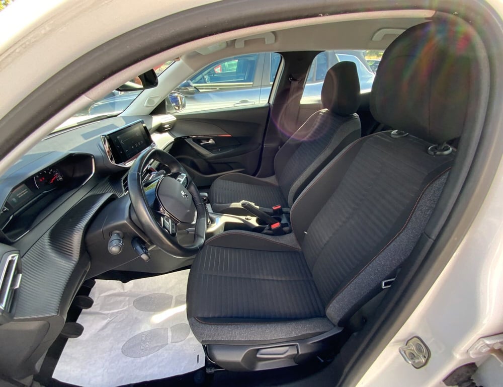 Peugeot 2008 usata a Perugia (9)