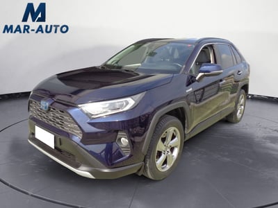 Toyota Rav4 vvt-ie h Lounge awd-i 222cv e-cvt del 2020 usata a Castelfranco Veneto