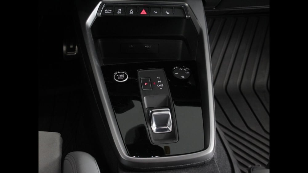 Audi A3 Sportback usata a Palermo (17)