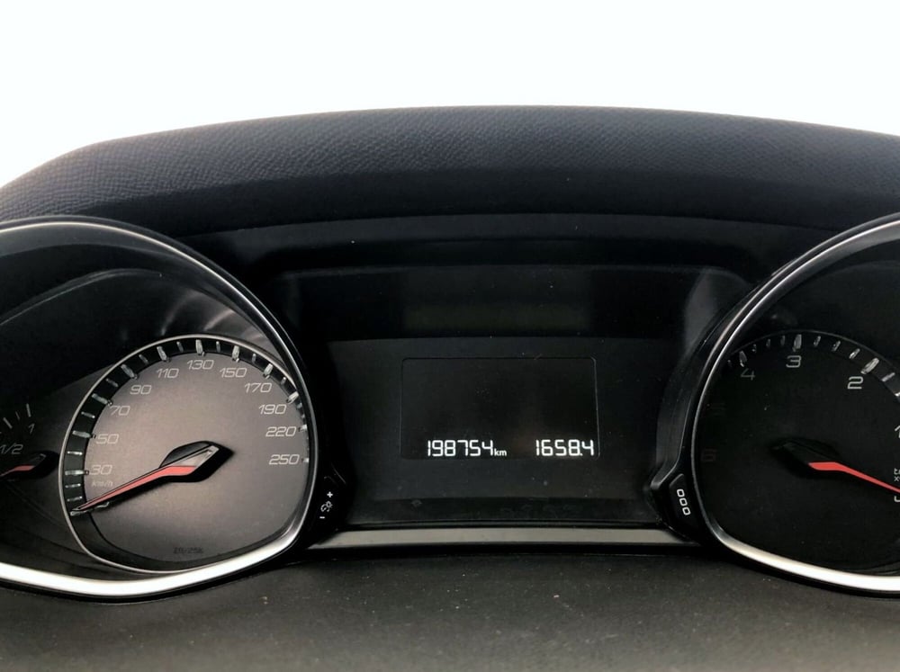 Peugeot 308 SW usata a Perugia (10)