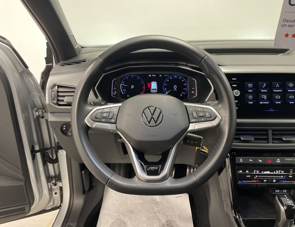 Volkswagen T-Cross usata a Varese (17)