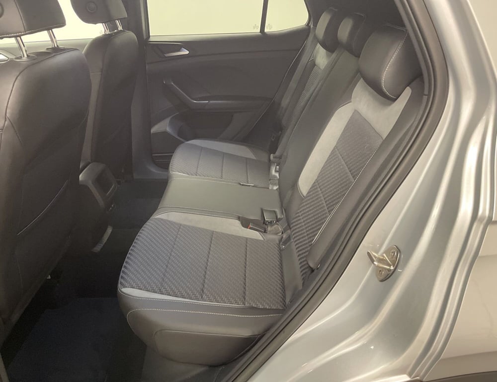 Volkswagen T-Cross usata a Varese (9)