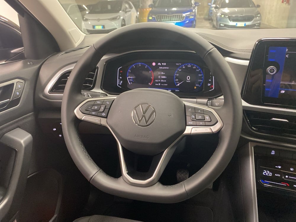 Volkswagen T-Roc nuova a Varese (14)