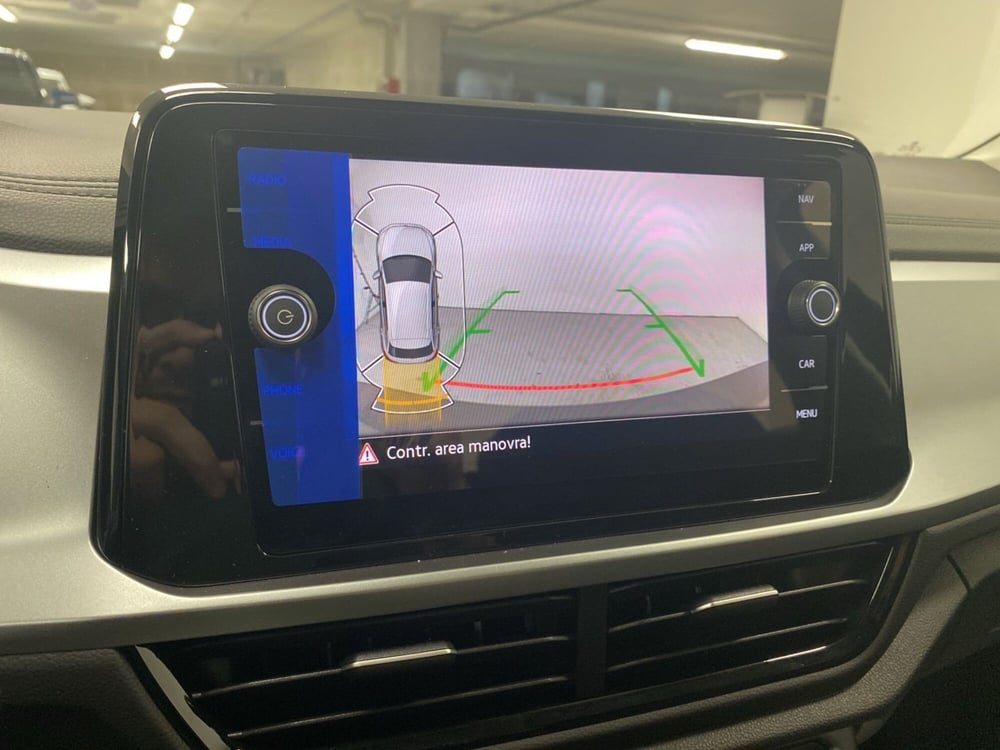 Volkswagen T-Roc nuova a Varese (18)