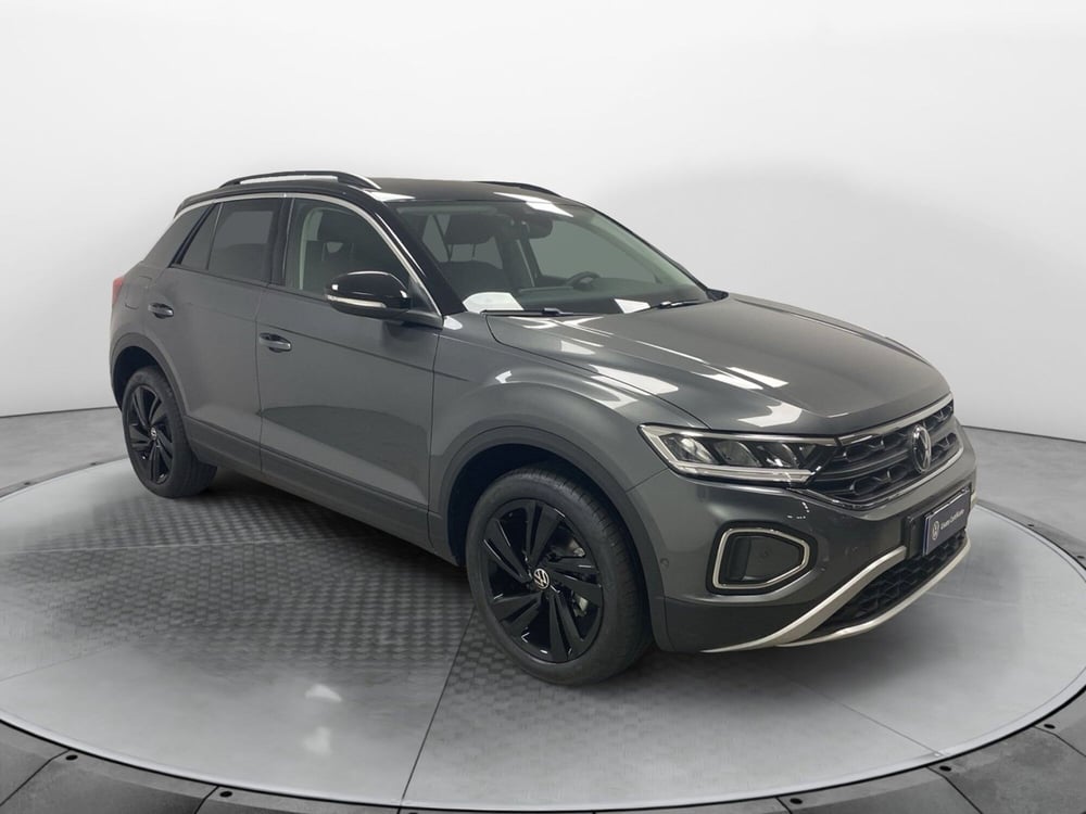 Volkswagen T-Roc nuova a Varese (3)