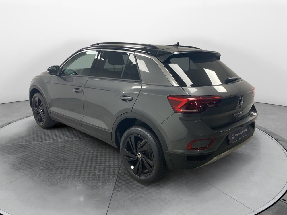 Volkswagen T-Roc nuova a Varese (4)