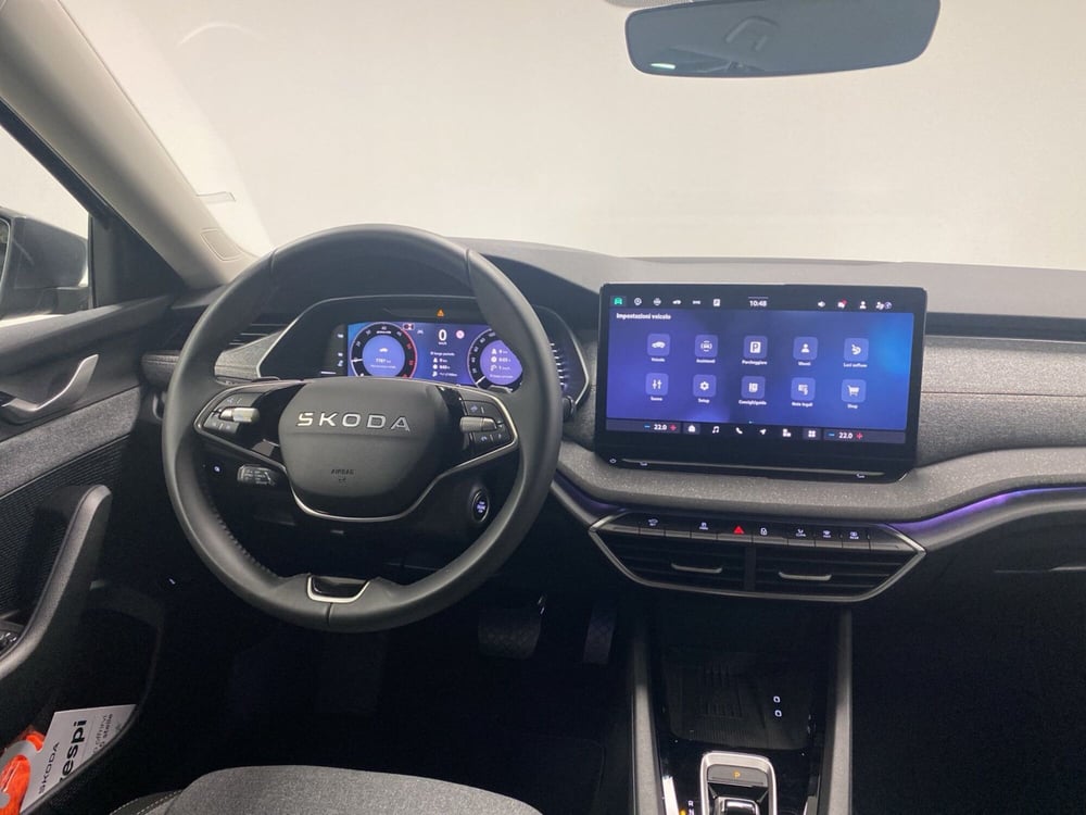 Skoda Octavia Station Wagon nuova a Varese (10)