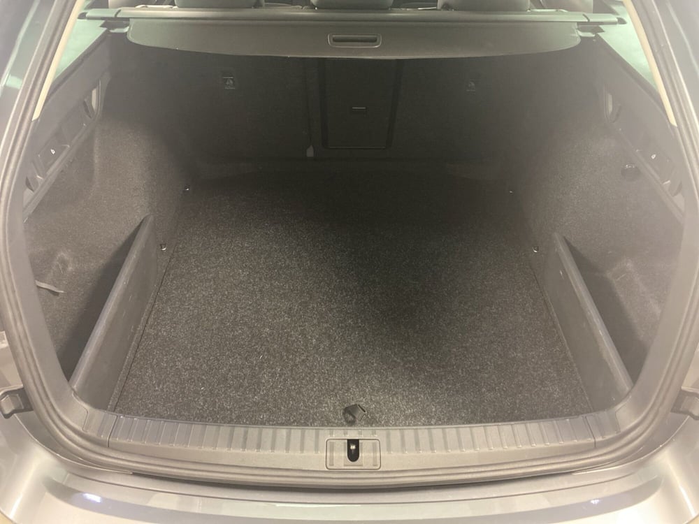 Skoda Octavia Station Wagon nuova a Varese (20)