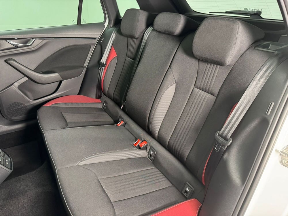Skoda Kamiq usata a Varese (11)