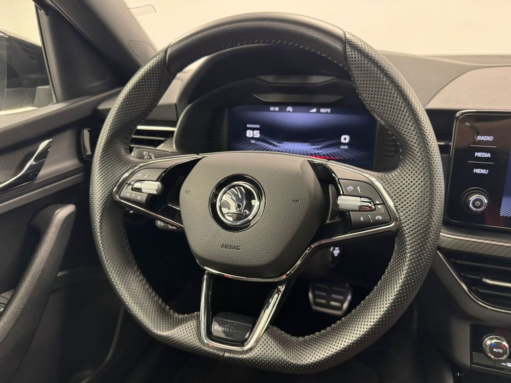 Skoda Kamiq usata a Varese (14)