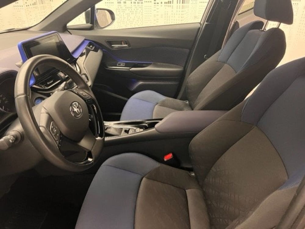 Toyota Toyota C-HR usata a Bergamo (12)