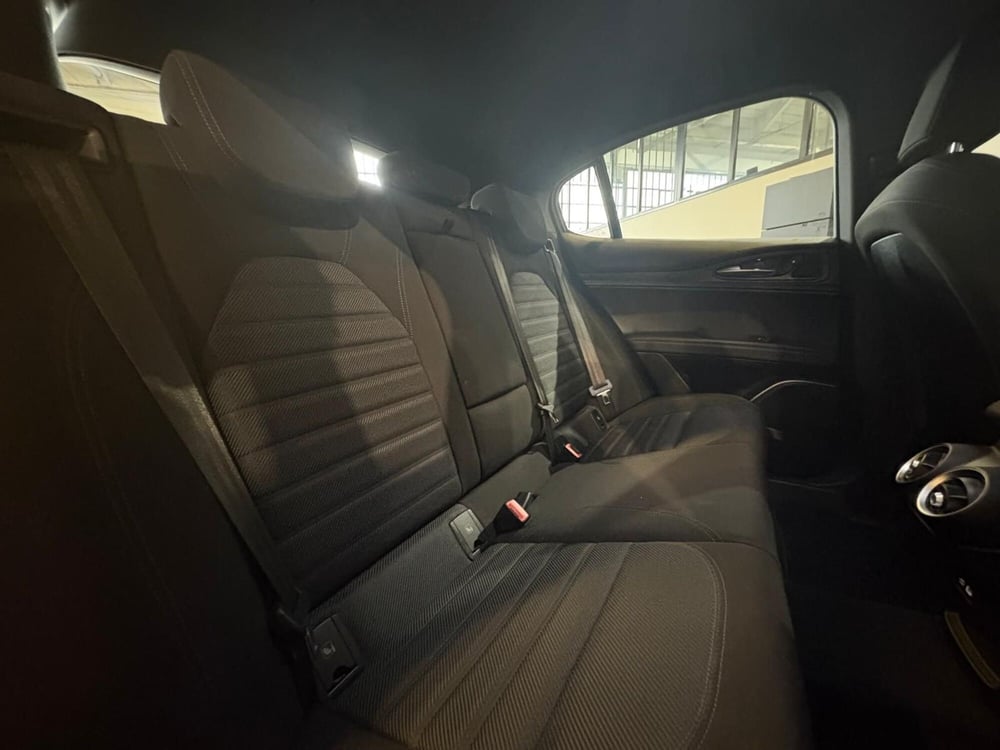 Alfa Romeo Stelvio usata a Monza e Brianza (17)