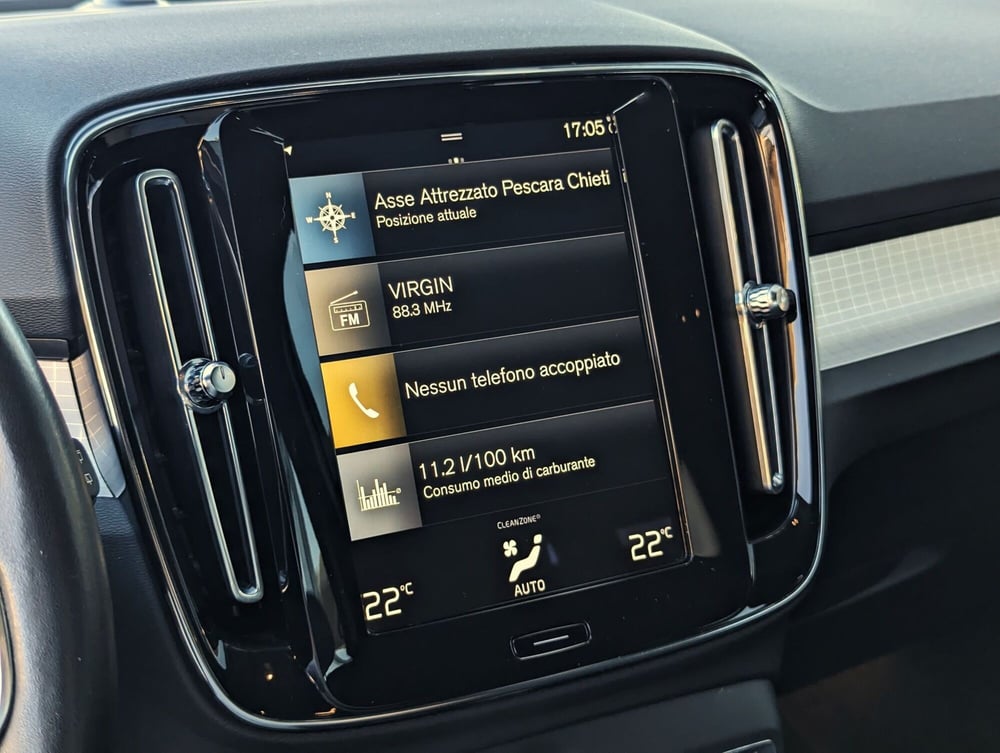 Volvo XC40 usata a Pescara (10)