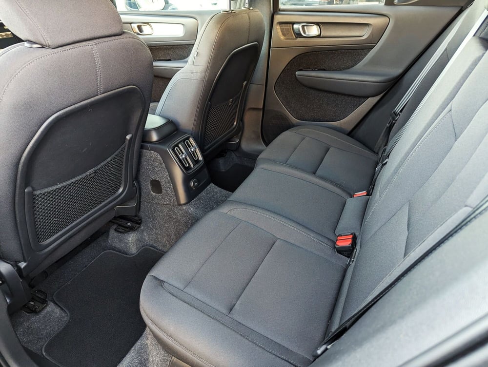 Volvo XC40 usata a Pescara (13)