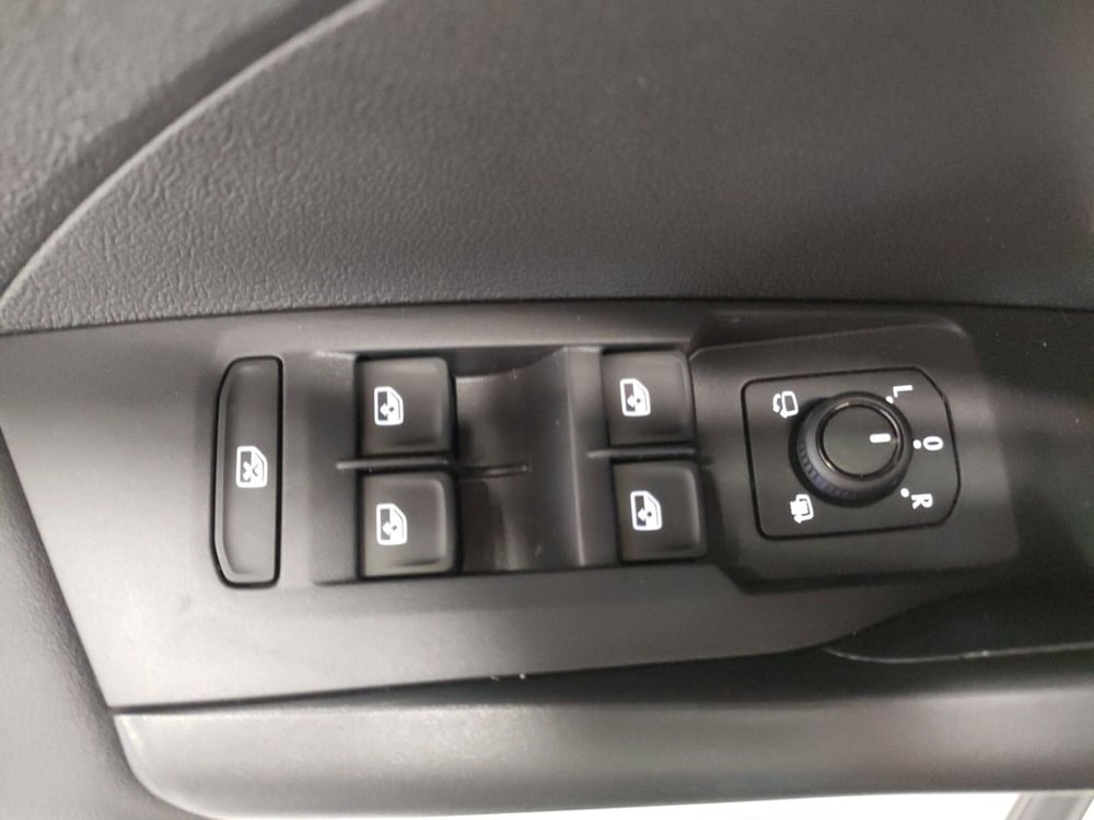 Volkswagen T-Cross nuova a Bologna (9)