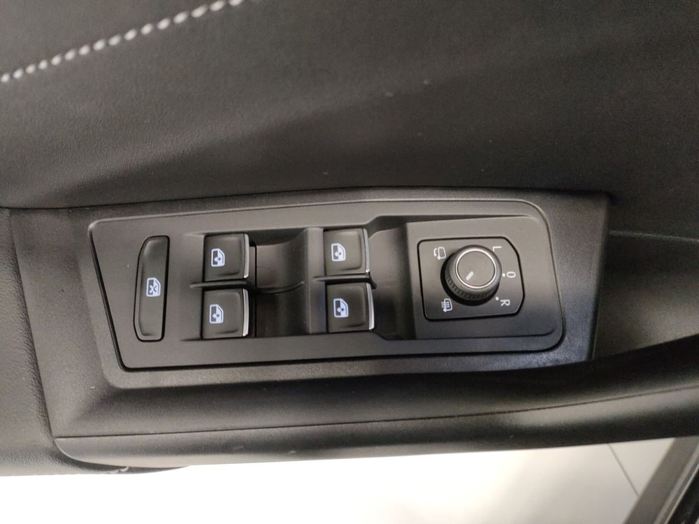 Volkswagen T-Roc usata a Bologna (12)